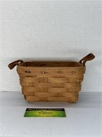 80s Longaberger Basket with handles