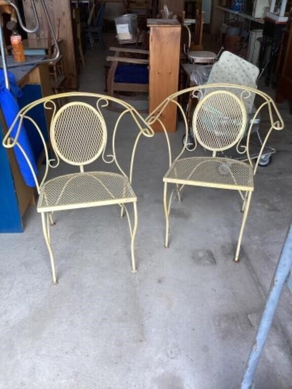 Metal lawn chairs