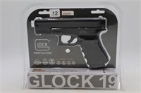 GLOCK 19 CO2 .177 CAL AIR GUN