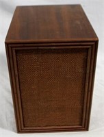 Vintage bookshelf speaker 8.5 x 6.5 x 9.25