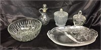 VINTAGE PRESSED GLASS LOT / MIXED ITEMS