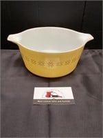 Yellow pyrex bowl