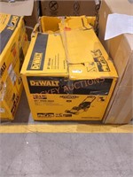 DeWalt 21" gas self propelled lawn mower