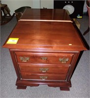 2 24" Wide X 28" Tall 3 Drawer Nightstands
