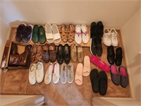 Lot of women's shoes most are 7.5-9