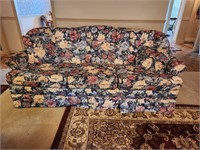 Nice Vintage Floral Couch. Approximately 7 ft