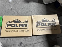 Lot of 2 Fancy woman Polar Boots in black size 8