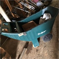 RUBBER MAID GARDEN CART