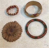 Vintage Wooden Bracelets & Pendant  VJC