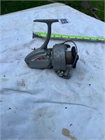 Vintage Fishing Reel- Olympic 2600 Open Face