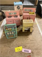 Vintage toy stove,sink,laundromat,jukebox,ironer