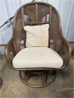 Rattan swivel chair