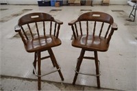 2 Wooden Swivel Bar Stools