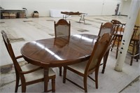 Dining Table w/ 4 Chairs