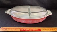 GREAT VINTAGE PINK PYREX DIVIDED DISH WITH COVER