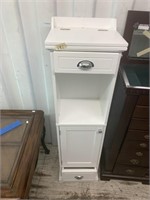 Wooden storage jewelry cabinet with drawers and do