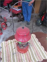 COLEMAN LANTERN - RED