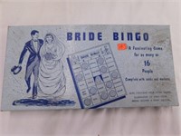 Game of Tri-ominos in a wooden box - Bride Bingo