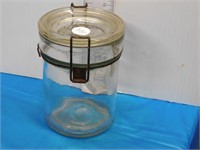 CLEAR JAR WITH VICEROY LID