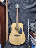 Cort AD810 Guitar
