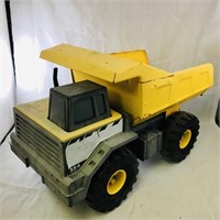 2012 Tonka Toy Dump Truck