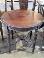 1940's Chippendale Round End Table