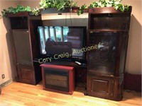Entertainment Center, Twin Towers with a bridge,