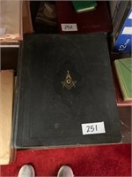 1942 MASONIC BIBLE