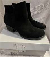 New- Jessica Simpson Ankle Bootys