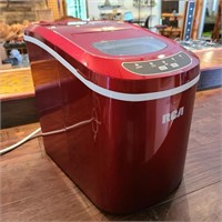 RCA Portable Electronic Ice Maker