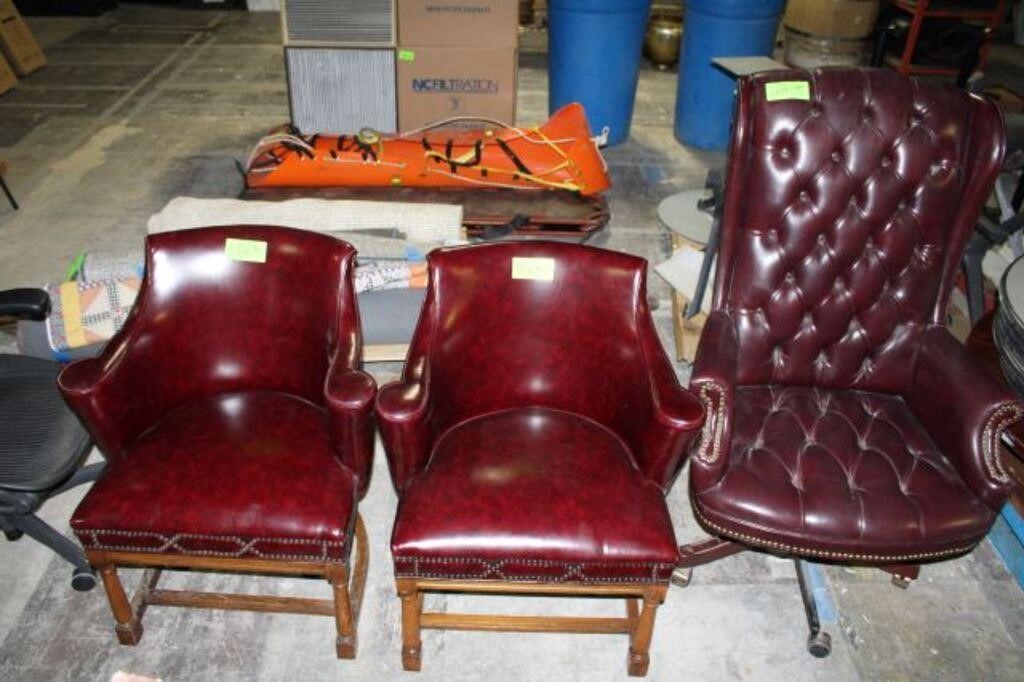 Executive Swivel Chair & Two Guest Chairs with