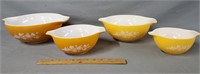 Pyrex Mixing Bowl Set