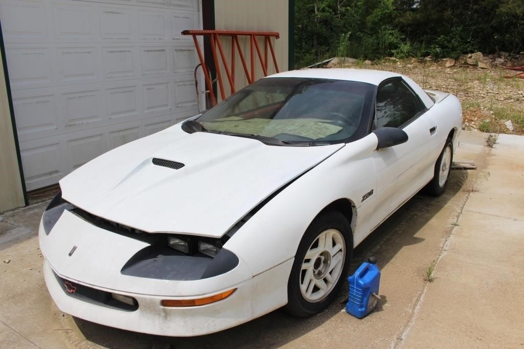 Chevrolet Z28 Camaro 1994-New Battery: Starts/Runs