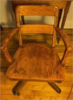 Vtg solid wood office chair. OFFSITE PICKUP