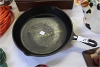 LODGE CAST IRON PAN