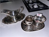 SILVERPLATE SERVING ITEMS