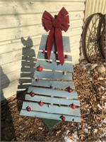 Wooden Pallet Christmas Tree Decoration