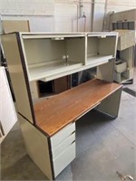 Nice Metal Desk with Detachable Shelving unit