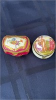 2 small porcelain pillboxes French painted floral