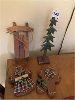 WOODEN TREE (12.5" TALL) AND OTHER WOODEN ITEMS