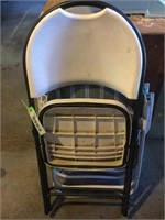1plastic folding chair, 2 folding mesh yard chairs