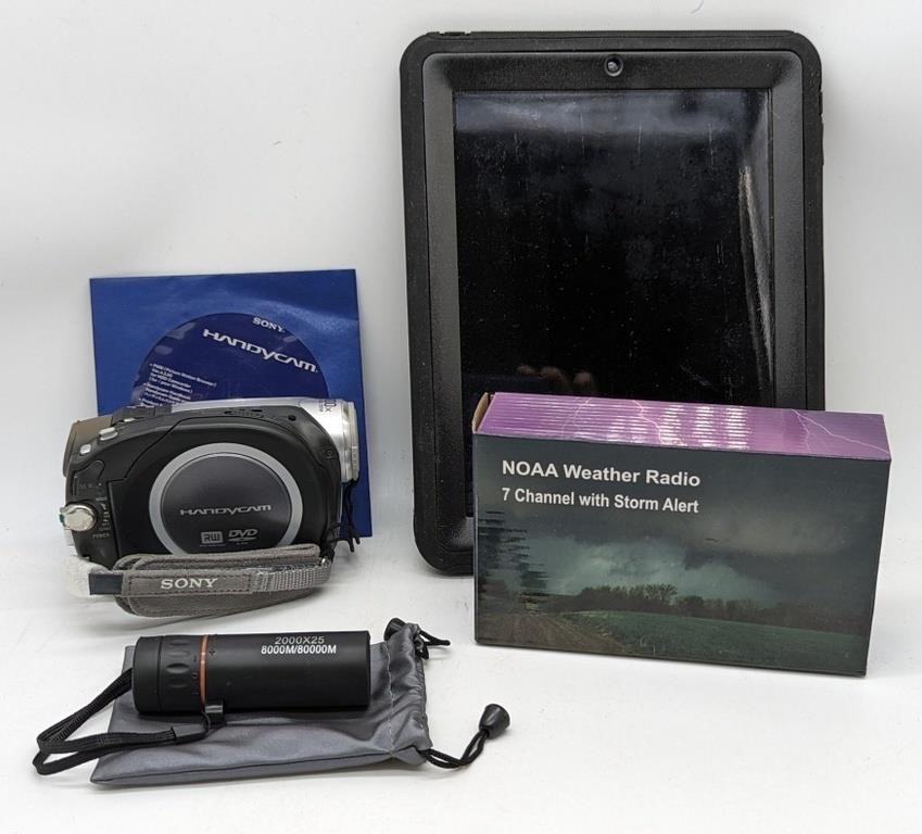 (LJ) Sony Handycam video recorder, older iPad,