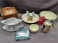 Guardian Gravy boat, recipe box, salt And pepper,