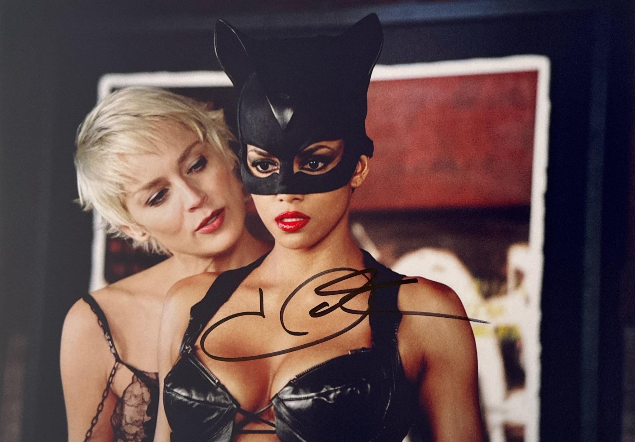 Autograph COA Catwoman Photo