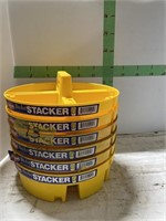 6-bucket stackers