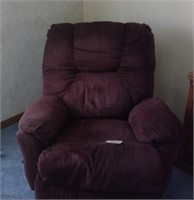 BURGANDY RECLINING CHAIR