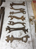 ASSORTED ANTIQUE WRENCHS