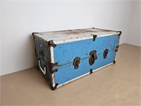 vintage seymour metal doll trunk