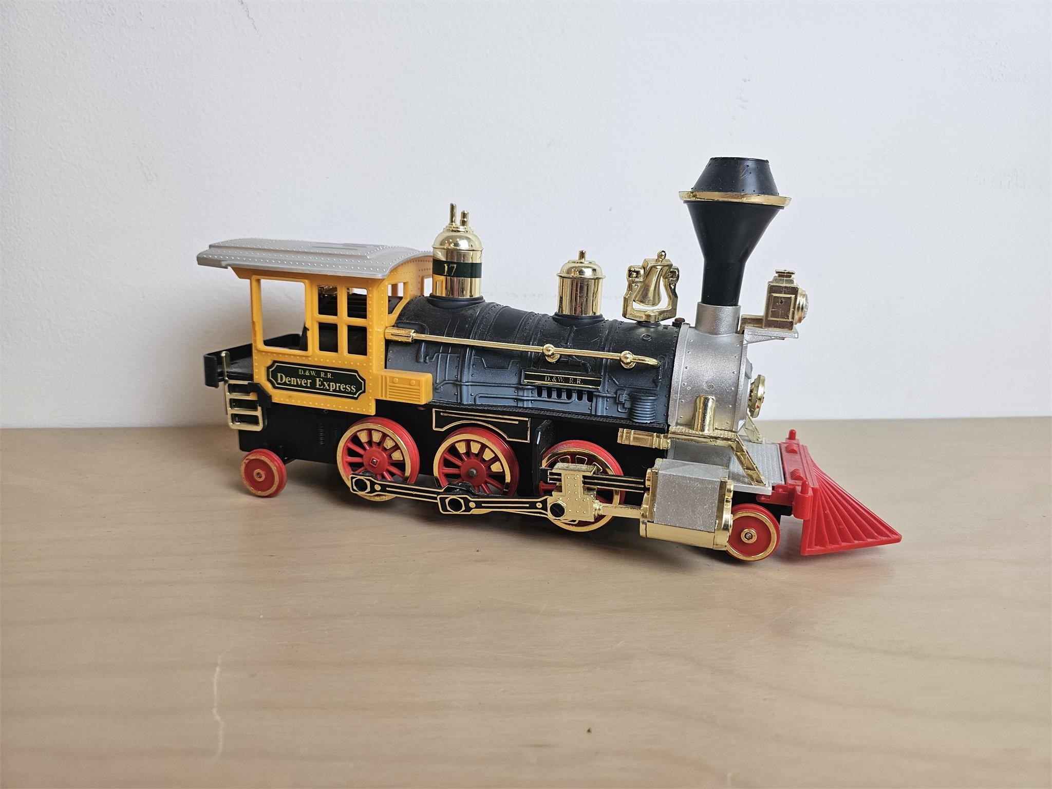 vintage toy train/locamotive untested