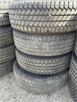 Set of 4 Bridgestone Dueler A/T tires